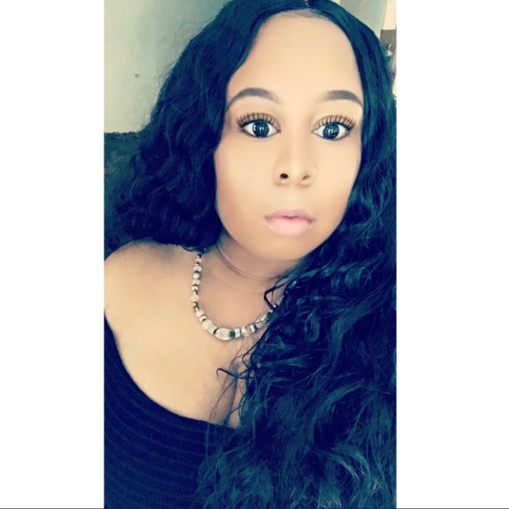 Meet your Posher, Tiffany